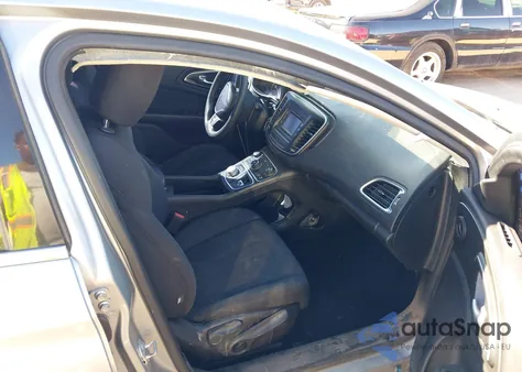 2015 Chrysler 200 Limited из США, поврежденный, VIN 1C3CCCABXFN700825